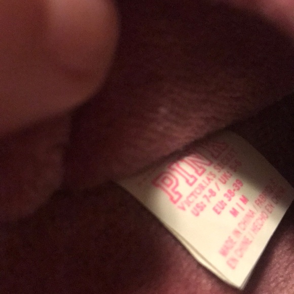 ❌SOLD ON FB❌VS PINK pink begonia slippers - Picture 3 of 5